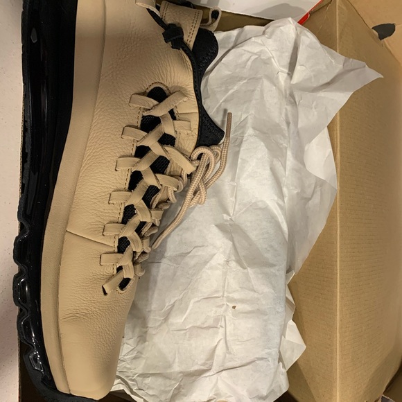 New TR 17 air maxes - Picture 4 of 6